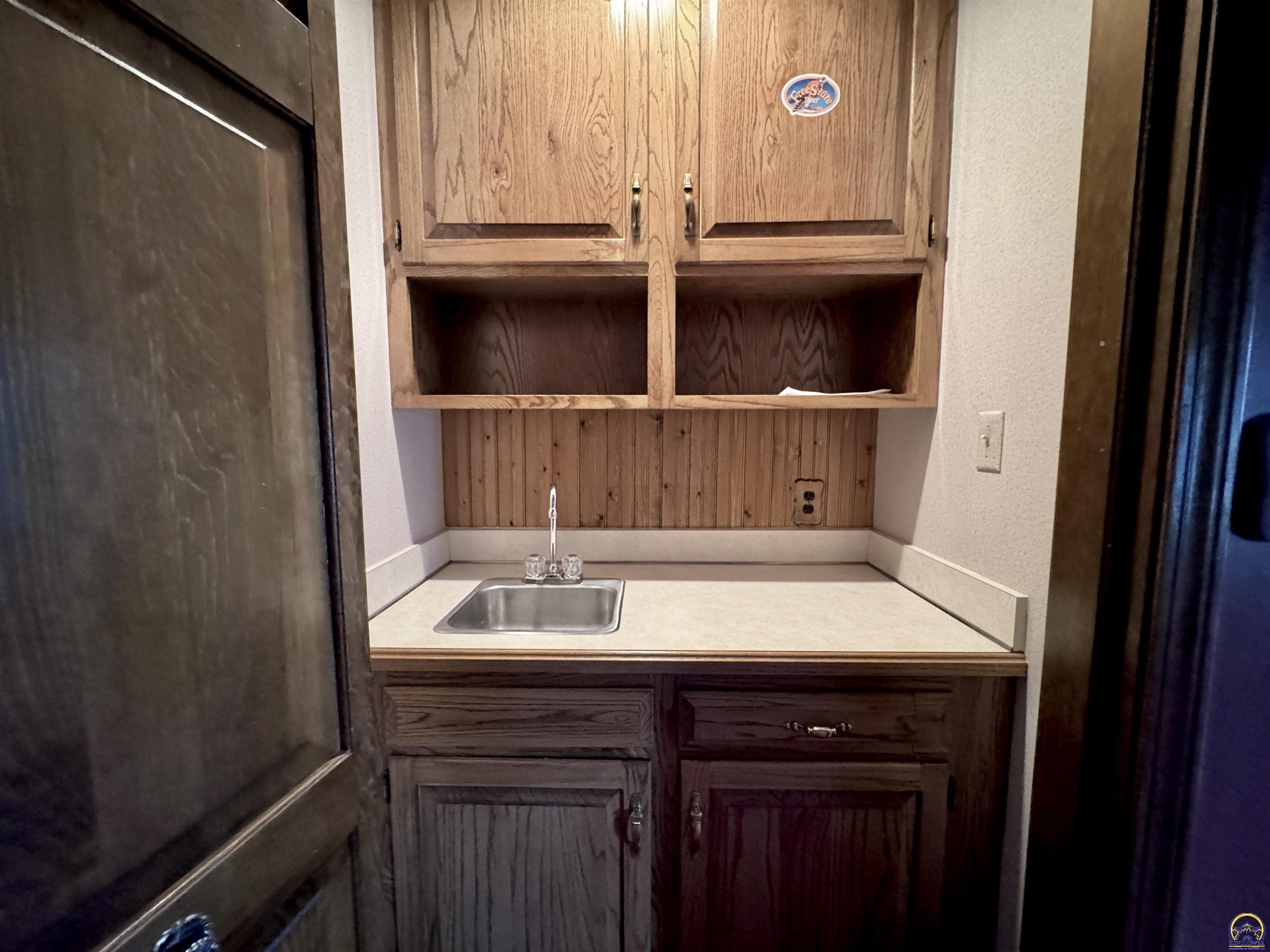 3630 Southwest Kings Forest Road Topeka, KS 66610 - Photo 12 of 37