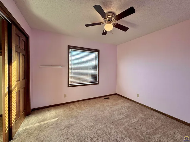 $359,950 | 3630 Southwest Kings Forest Road, Topeka, KS 66610