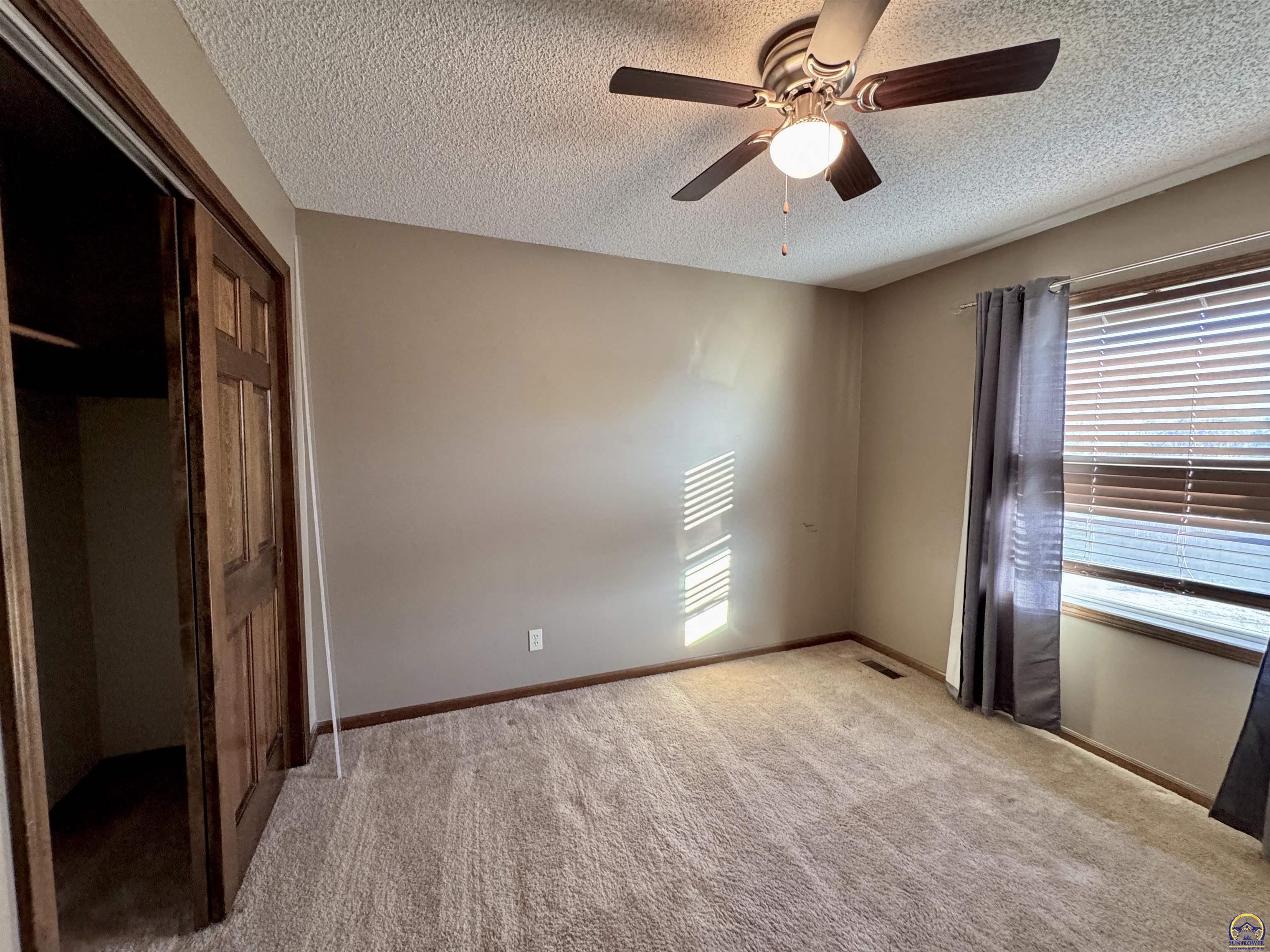 3630 Southwest Kings Forest Road Topeka, KS 66610 - Photo 18 of 37