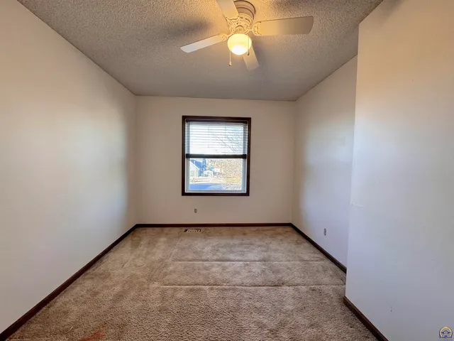 $359,950 | 3630 Southwest Kings Forest Road, Topeka, KS 66610