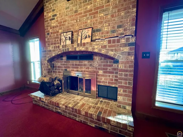 $359,950 | 3630 Southwest Kings Forest Road, Topeka, KS 66610