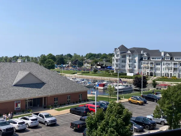 $847,000 | 105 West Danaher Street, Unit 401, Ludington, MI 49431