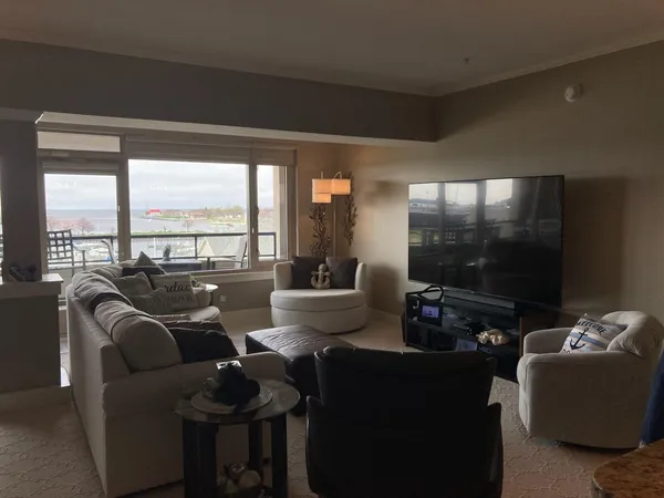 $847,000 | 105 West Danaher Street, Unit 401, Ludington, MI 49431