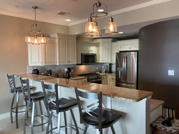 $847,000 | 105 West Danaher Street, Unit 401, Ludington, MI 49431