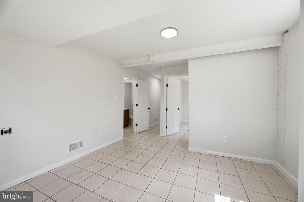 12303 Barbara Road Silver Spring, MD 20906 - Photo 22 of 34