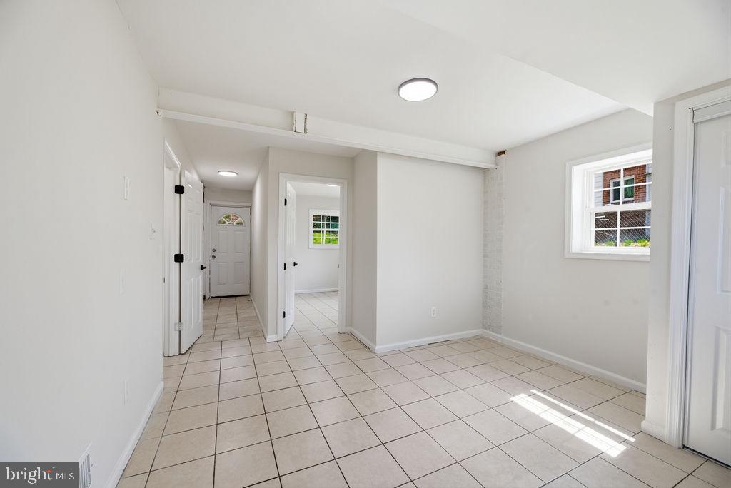 12303 Barbara Road Silver Spring, MD 20906 - Photo 23 of 34