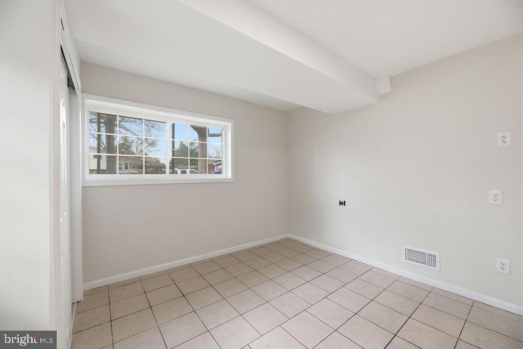 12303 Barbara Road Silver Spring, MD 20906 - Photo 29 of 34