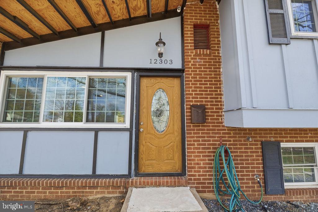 12303 Barbara Road Silver Spring, MD 20906 - Photo 3 of 34