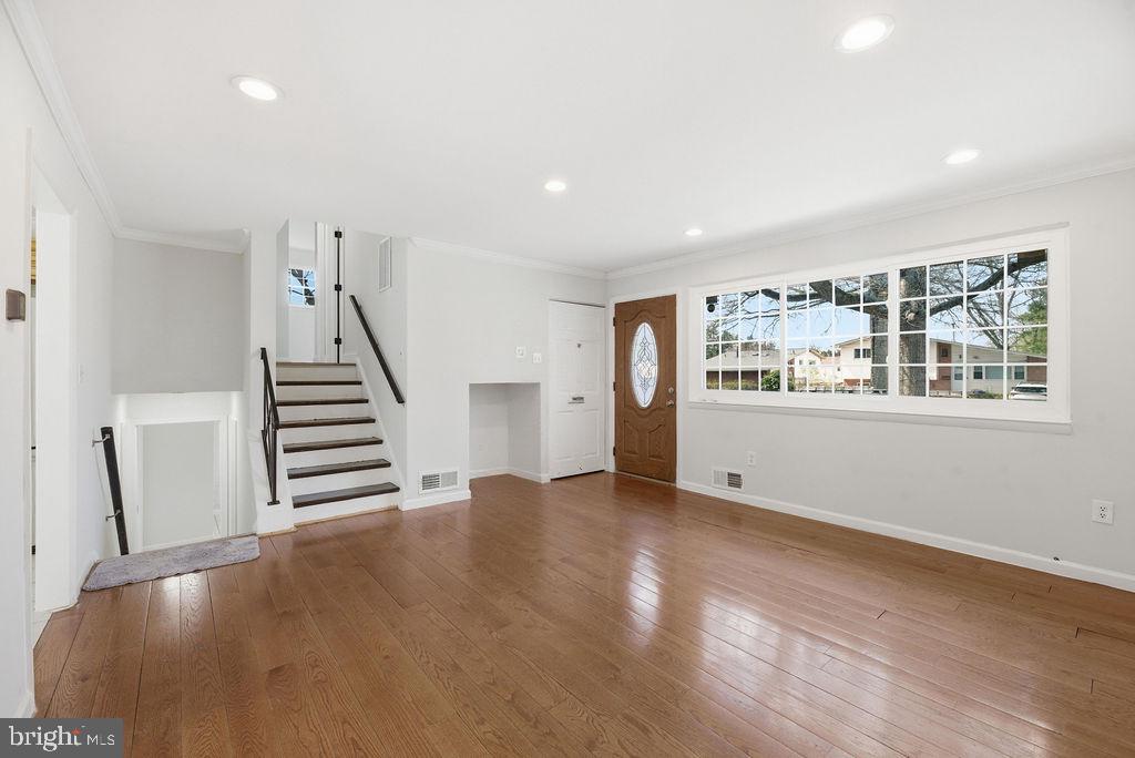 12303 Barbara Road Silver Spring, MD 20906 - Photo 4 of 34