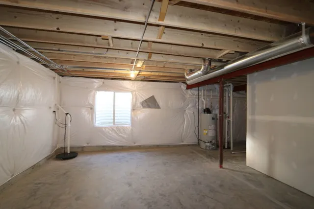 $3,100 | 608 Henry Lane, Oswego, IL 60543