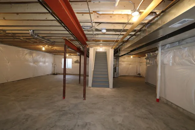 $3,100 | 608 Henry Lane, Oswego, IL 60543