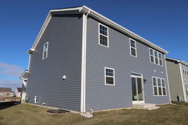 $3,100 | 608 Henry Lane, Oswego, IL 60543