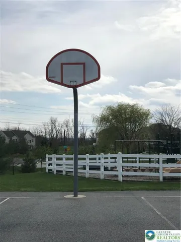 $2,625 | 8514 Gateway Road, Breinigsville, PA 18031