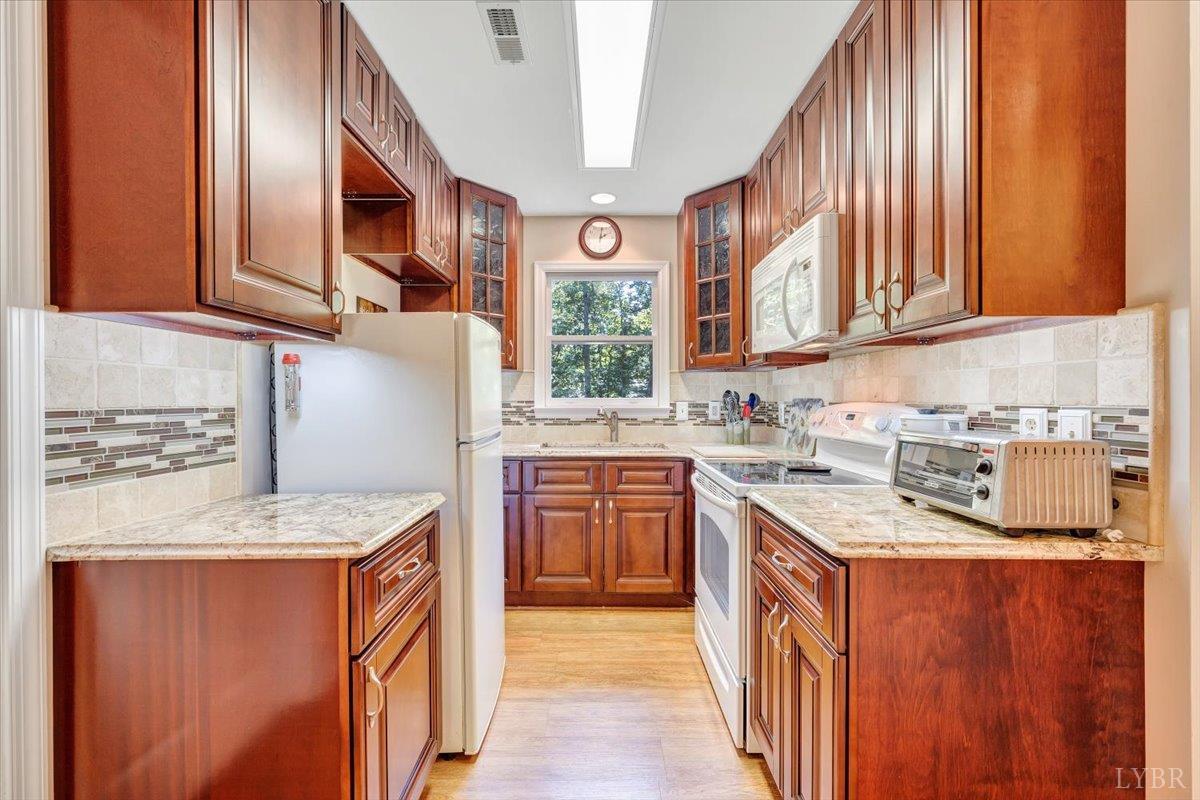 7876 Peaks Road Bedford, VA 24523 - Photo 9 of 36 Gallery Image 9