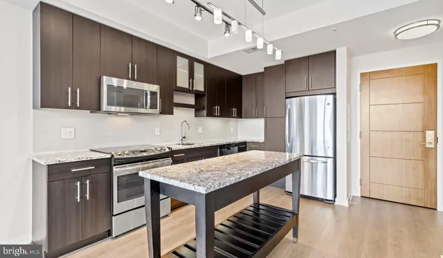 $6,747 | 8300 Wisconsin Avenue, Unit 3B1938, Bethesda, MD 20814