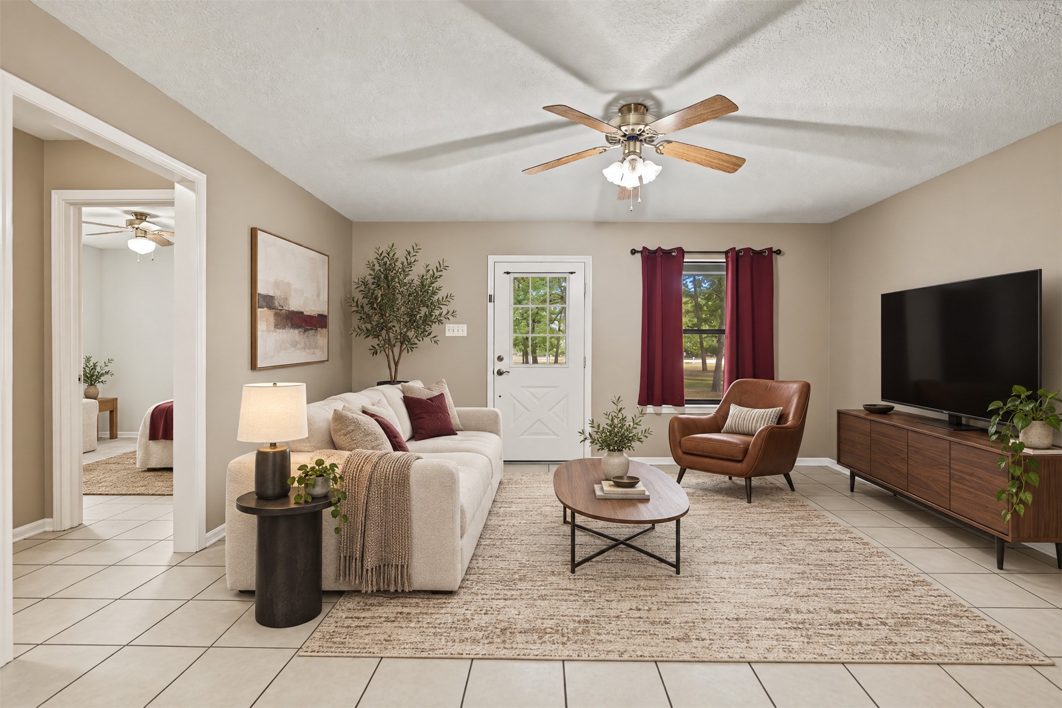 98 Lee Wood Road Huntsville, TX 77320 - Photo 7 of 39 Staged for illustration purposes