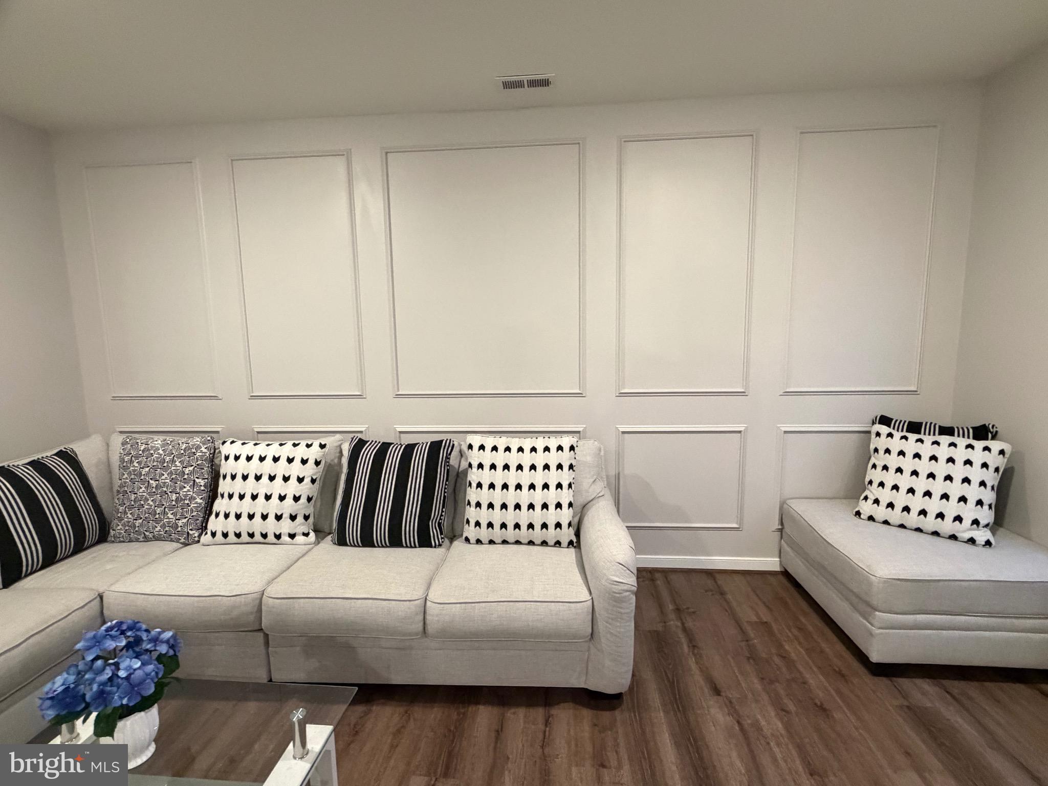 229 Bibb Street Louisa, VA 23093 - Photo 16 of 72 a living room with furniture and a couch