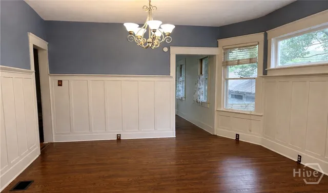 $2,800 | 631 East 40th Street, Savannah, GA 31401