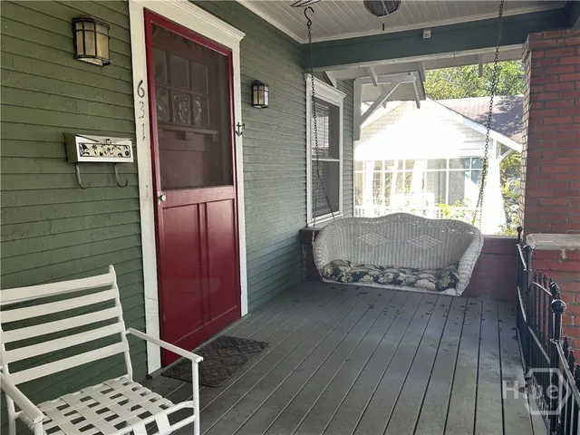 $2,800 | 631 East 40th Street, Savannah, GA 31401