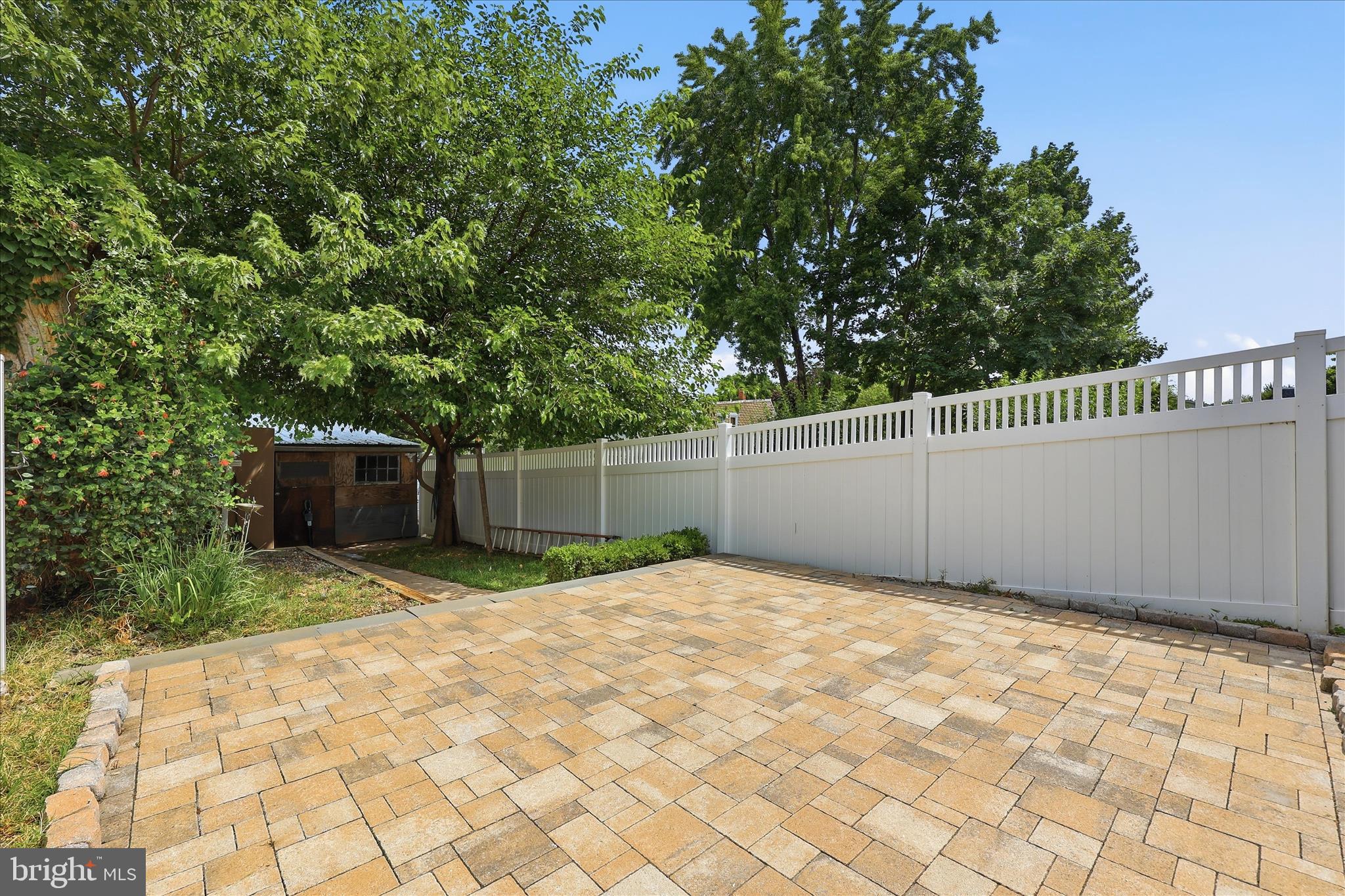 315 West 7th Street Frederick, MD 21701 - Photo 39 of 50 Current/Relax here!