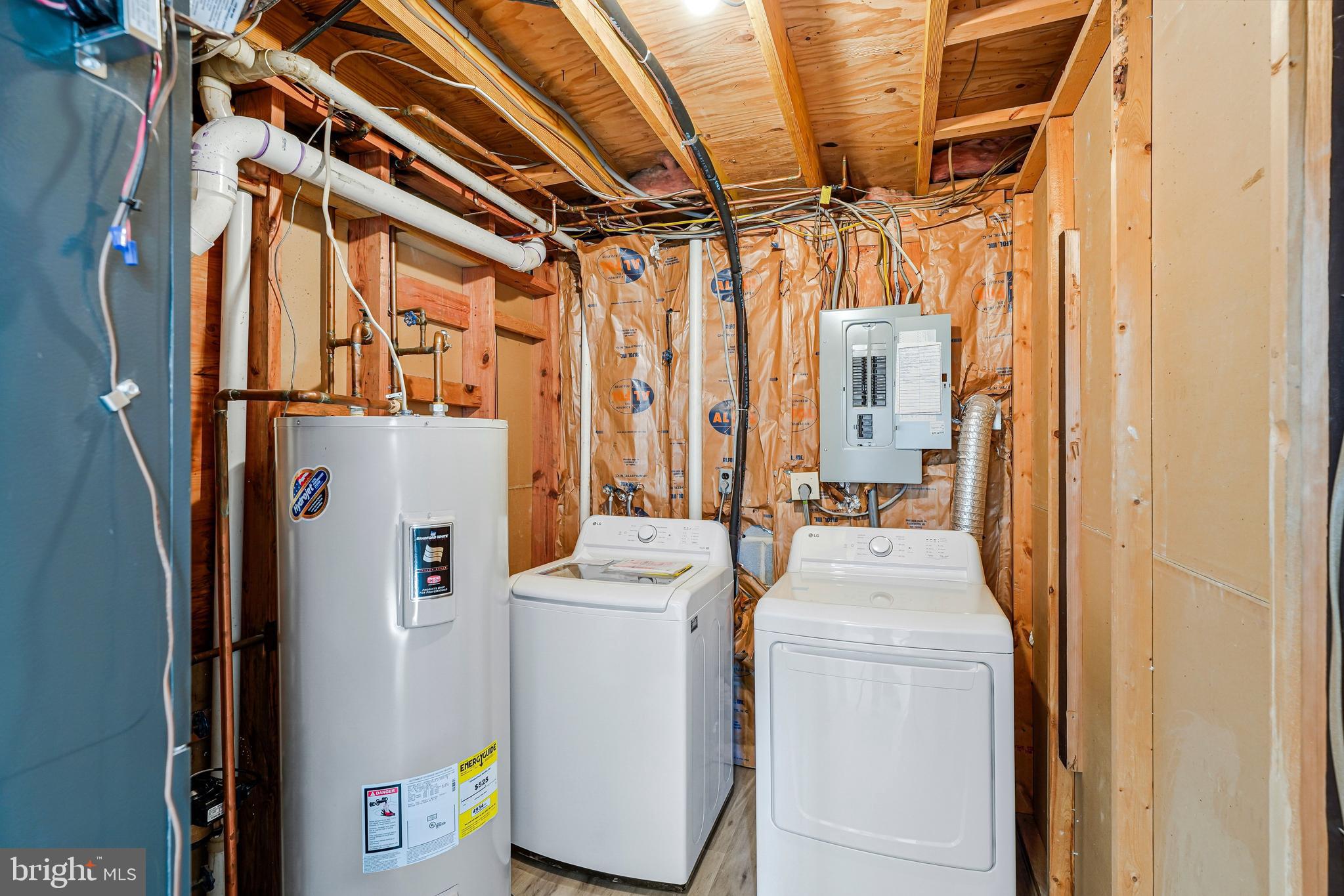 12016 Trossack Road Herndon, VA 20170 - Photo 21 of 29 New Washer and Dryer