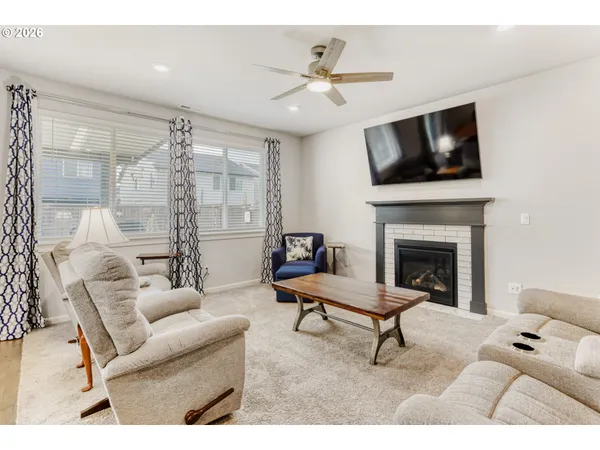 $549,900 | 1658 36th Place, Forest Grove, OR 97116