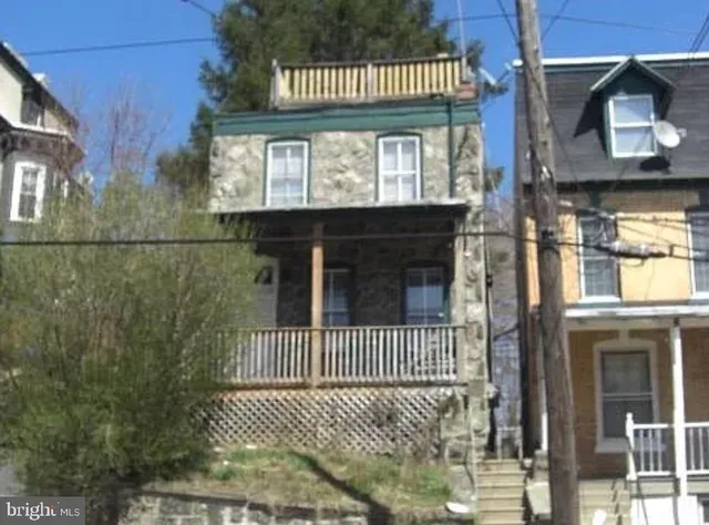 $225,000 | 4107 Manayunk Avenue, Philadelphia, PA 19128