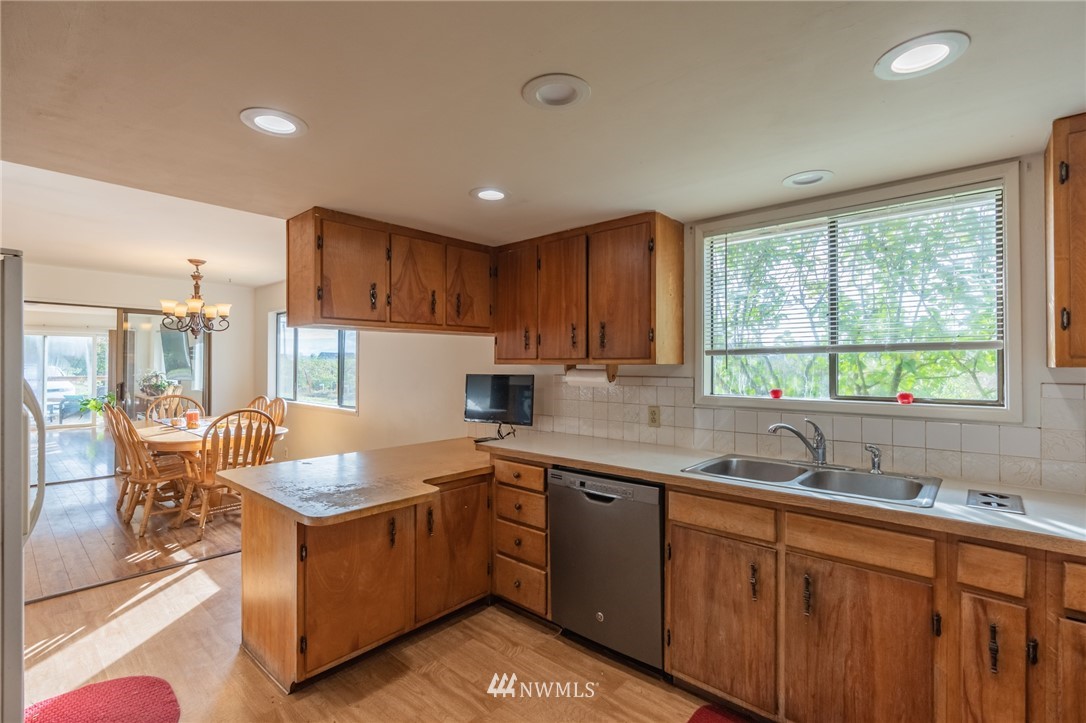 540 West Pole Road Lynden, WA 98264 - Photo 14 of 37