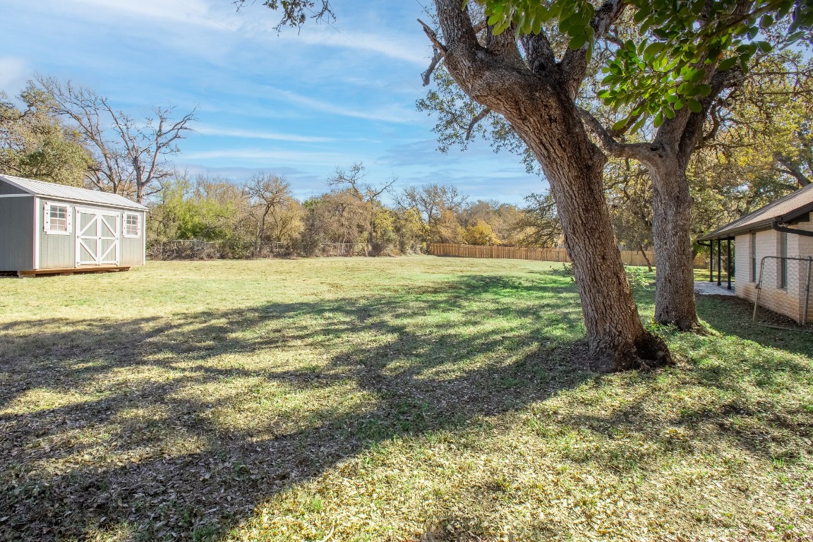 520 Hunter Ridge Road San Marcos, TX 78666 - Photo 25 of 27 a view of an outdoor space with yard