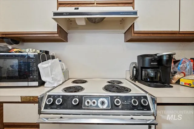 $1,025,000 | 33 South Mike Street, Boise, ID 83705