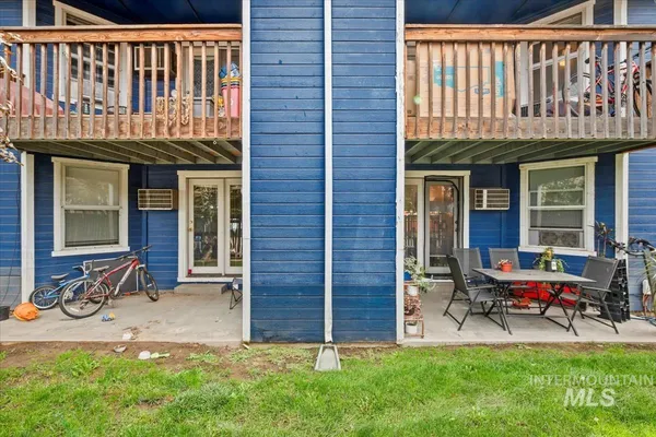 $1,025,000 | 33 South Mike Street, Boise, ID 83705