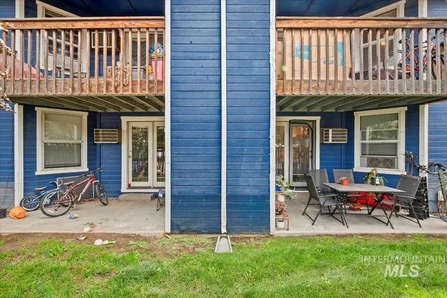 $1,025,000 | 33 South Mike Street, Boise, ID 83705