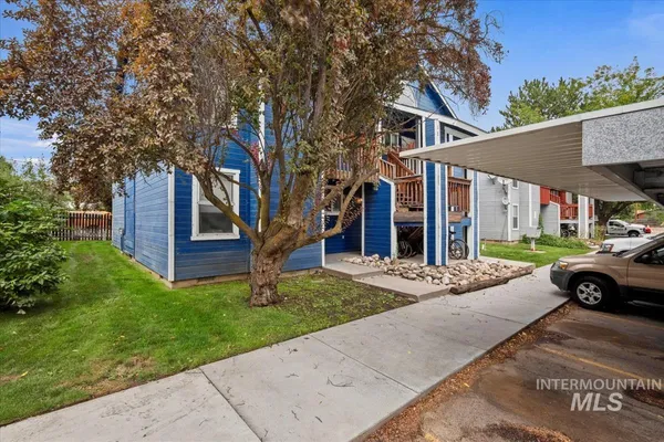 $1,025,000 | 33 South Mike Street, Boise, ID 83705