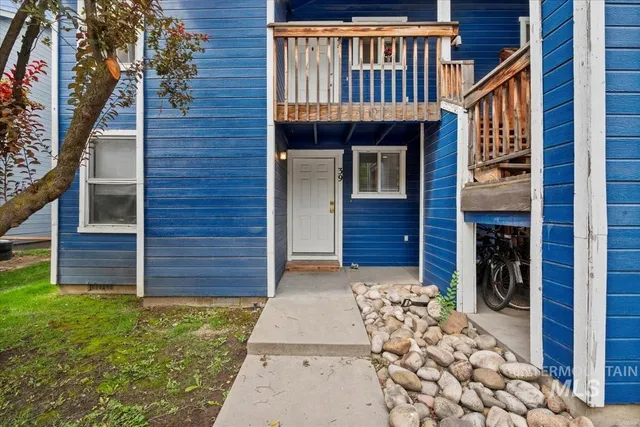 $1,025,000 | 33 South Mike Street, Boise, ID 83705