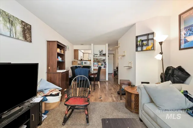 $1,025,000 | 33 South Mike Street, Boise, ID 83705