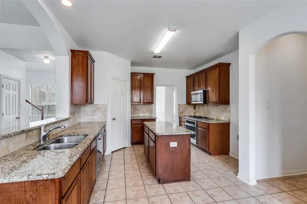 $2,900 | 1617 Clarke Springs Drive, Allen, TX 75002