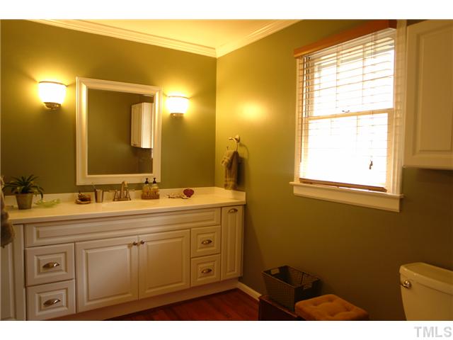 5205 Edgewood Road Raleigh, NC 27609 - Photo 14 of 24