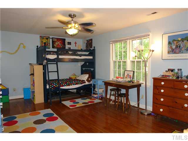 5205 Edgewood Road Raleigh, NC 27609 - Photo 19 of 24