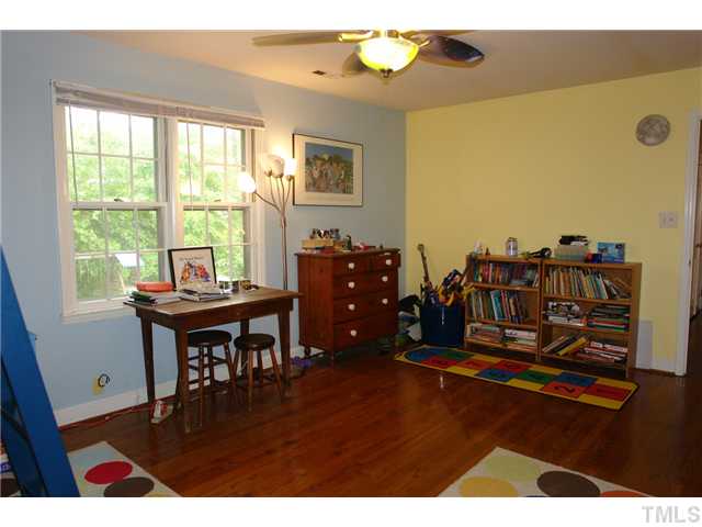 5205 Edgewood Road Raleigh, NC 27609 - Photo 20 of 24
