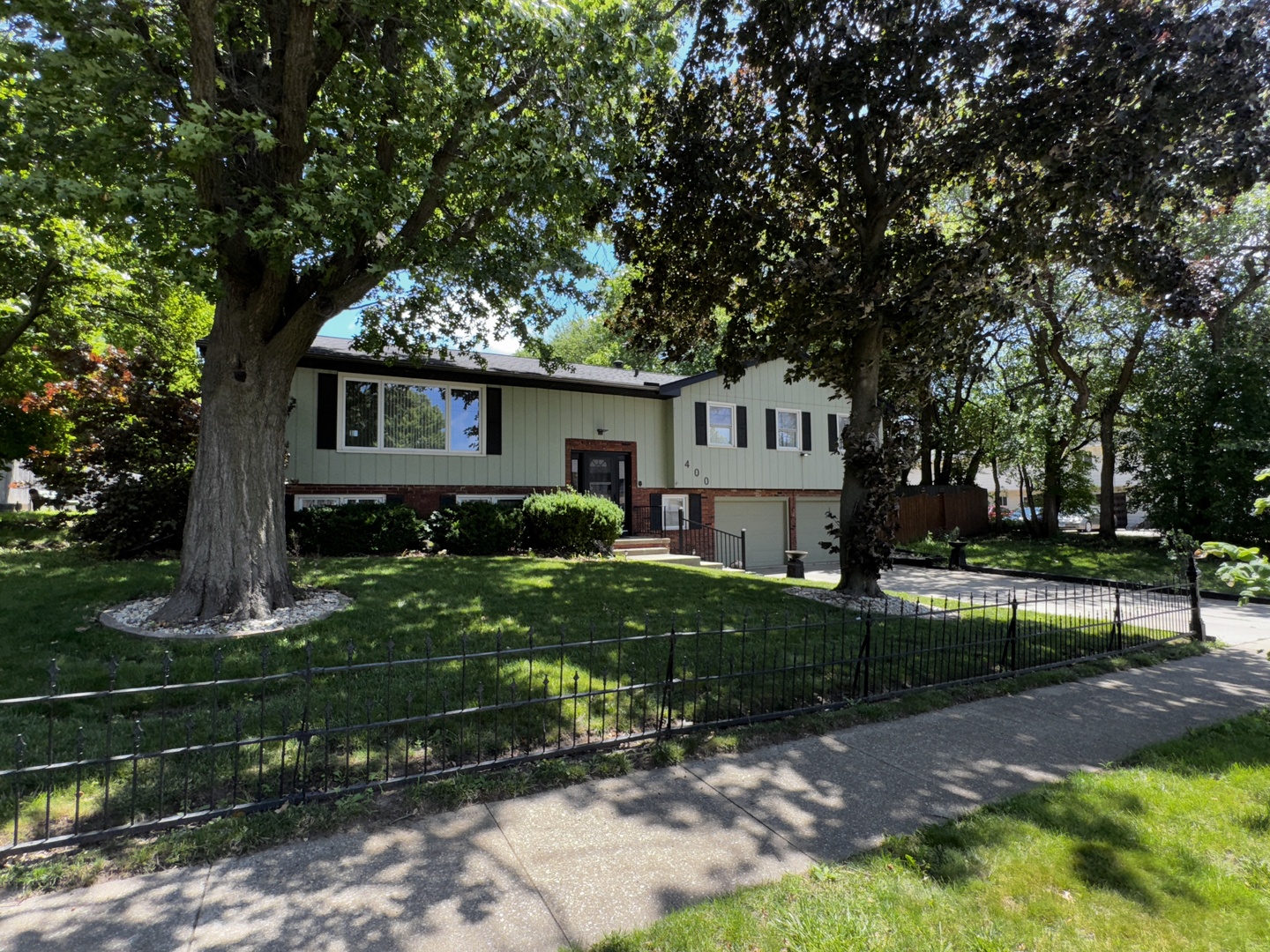 400 North Cottage Avenue Normal, IL 61761 - Photo 1 of 52