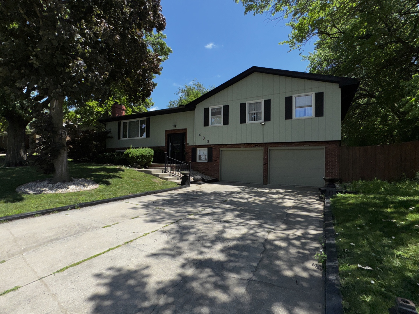 400 North Cottage Avenue Normal, IL 61761 - Photo 2 of 52