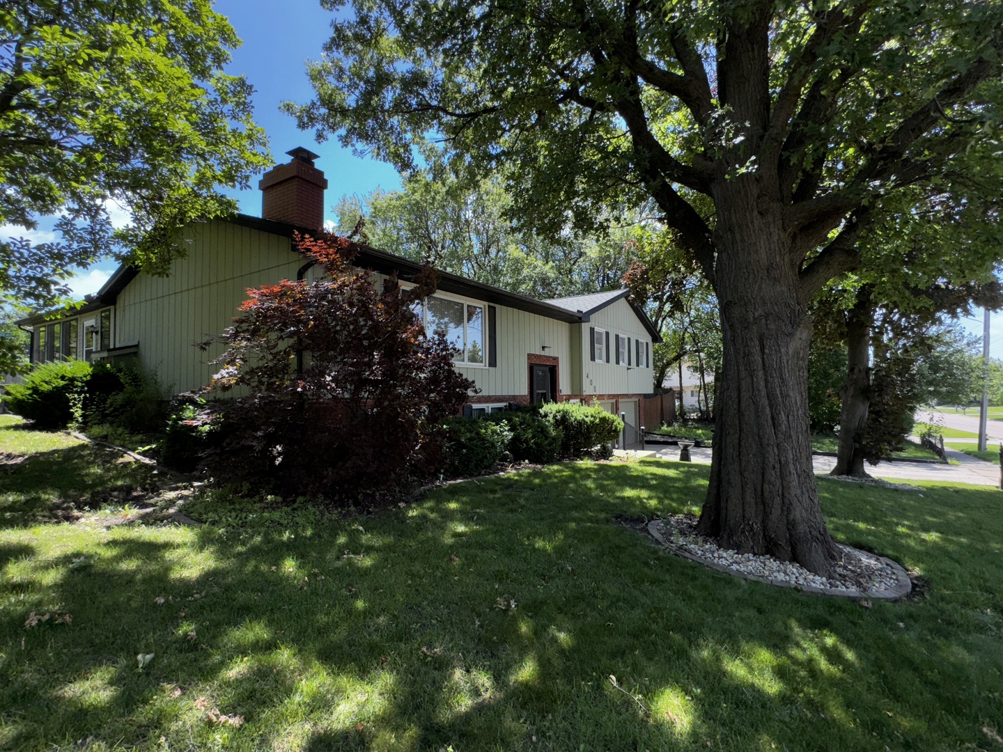 400 North Cottage Avenue Normal, IL 61761 - Photo 3 of 52