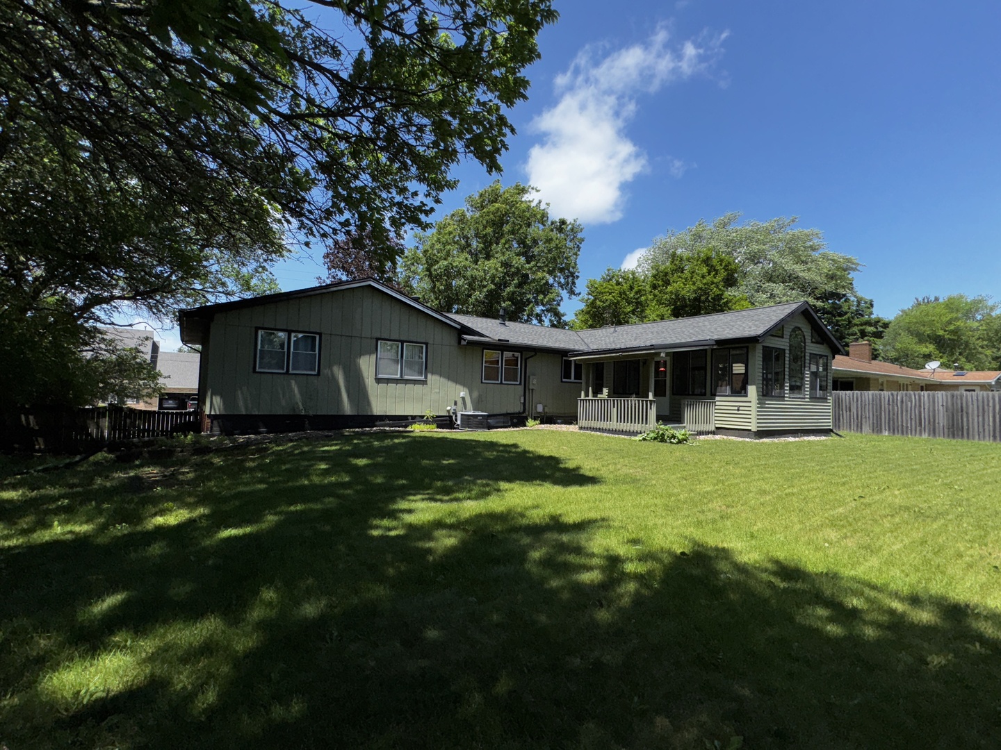 400 North Cottage Avenue Normal, IL 61761 - Photo 4 of 52