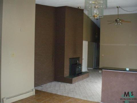 8861 Division Road Casco, MI 48064 - Photo 6 of 12 923758-5.JPG