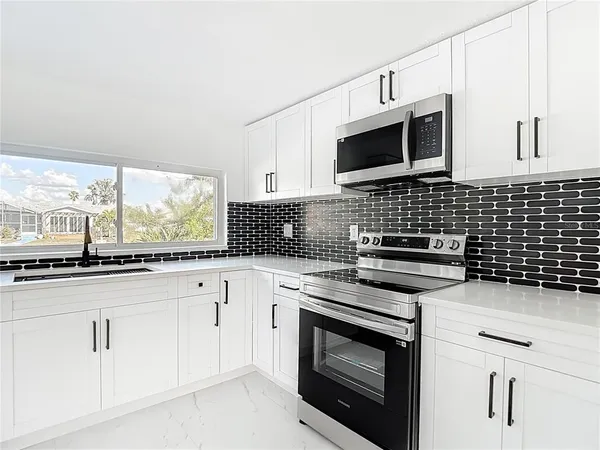 $3,300 | 9920 San Mateo Way, Port Richey, FL 34668