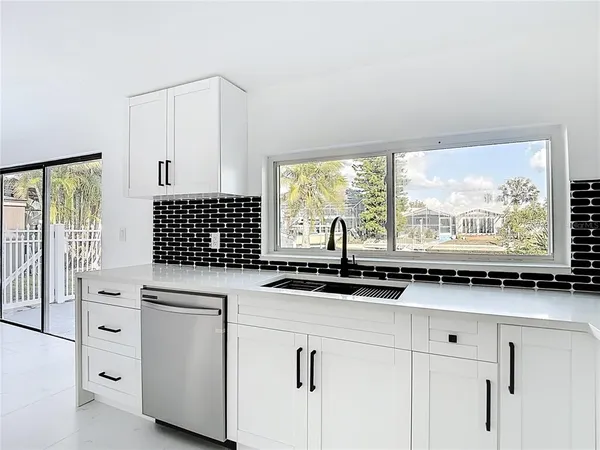 $3,300 | 9920 San Mateo Way, Port Richey, FL 34668