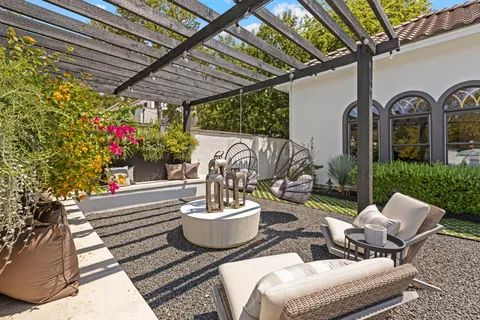 $2,750,000 | 2621 Exposition Boulevard, Austin, TX 78703