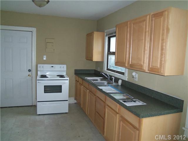 1336 Bethel Road Charlotte, NC 28208 - Photo 5 of 13