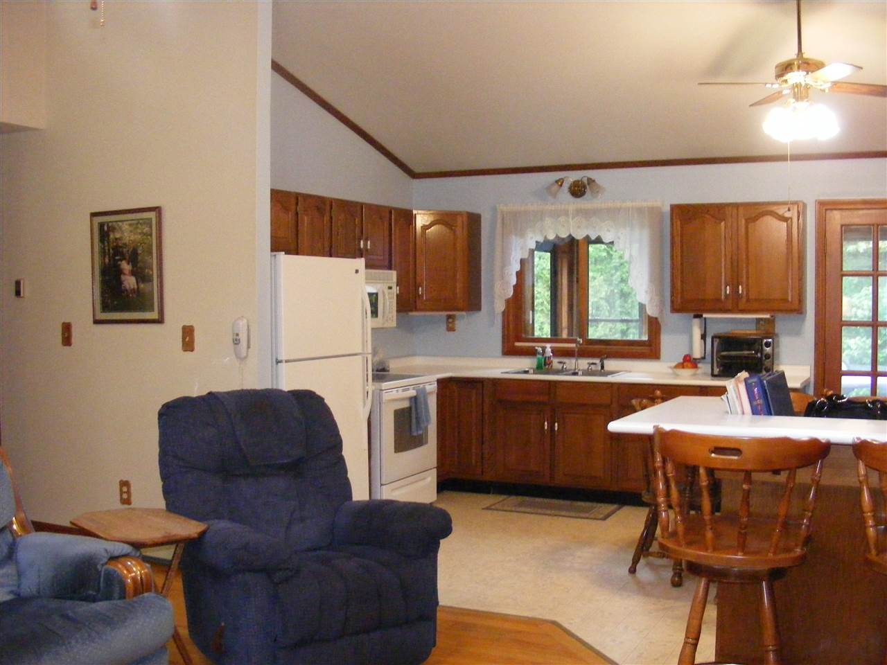 6 Stony Brook Road Gorham, NH 03581 - Photo 5 of 36 Gallery Image 5