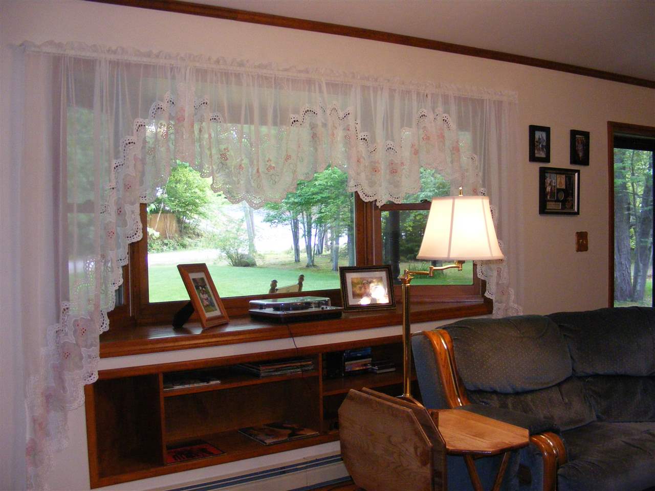 6 Stony Brook Road Gorham, NH 03581 - Photo 6 of 36 Gallery Image 6